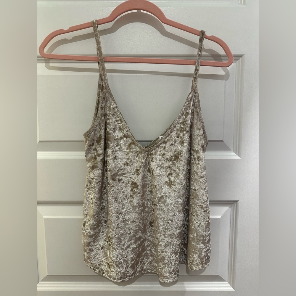 EUC Full Tilt Tank Sz L